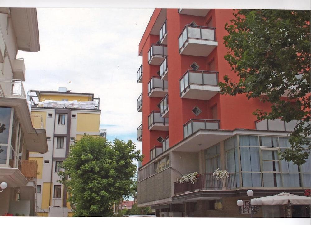Hotel Darsena Cesenatico Luaran gambar