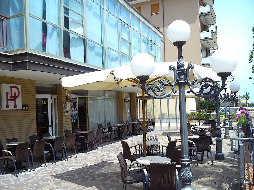 Hotel Darsena Cesenatico Luaran gambar
