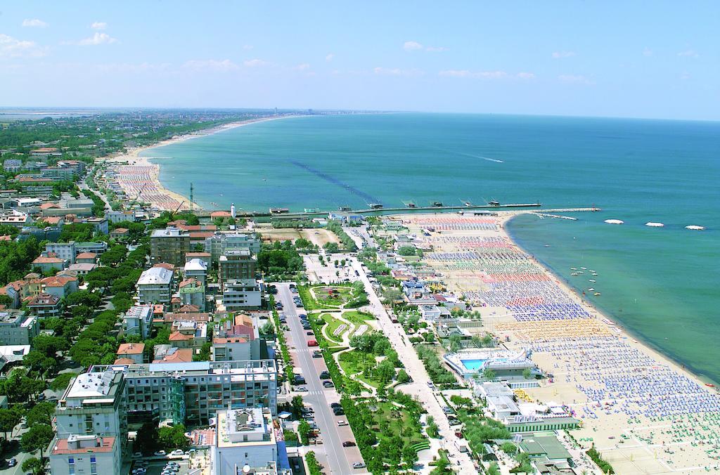 Hotel Darsena Cesenatico Luaran gambar