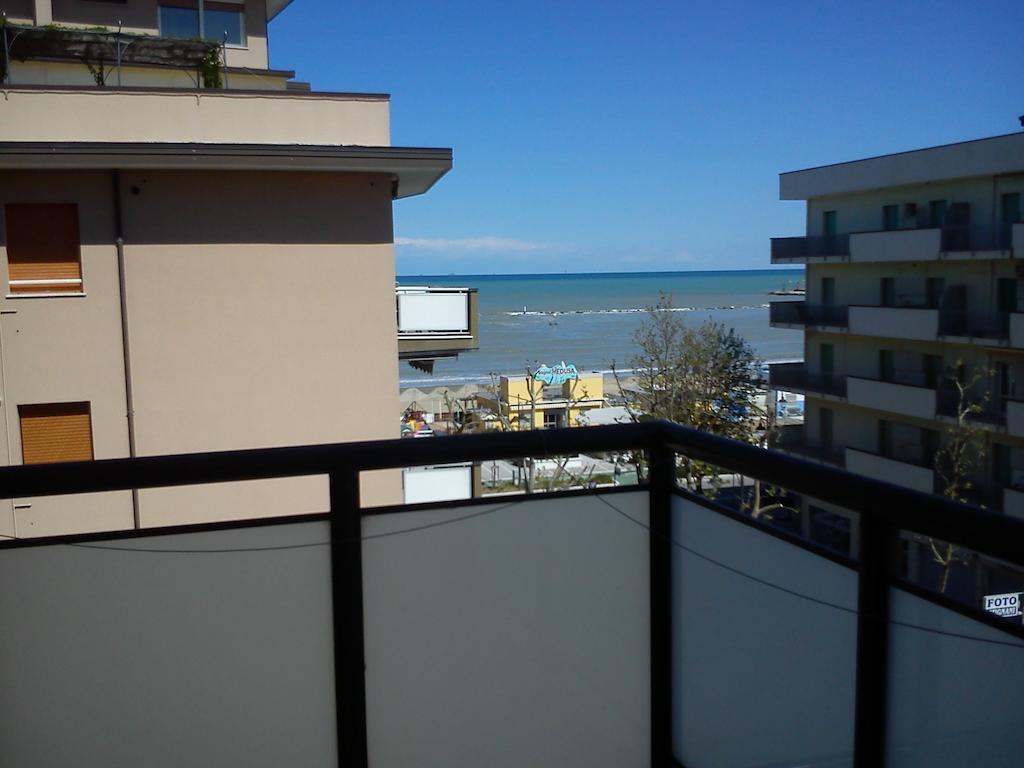 Hotel Darsena Cesenatico Luaran gambar